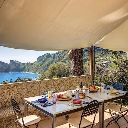 3 Pizzi - Amazing Sea View Apartament
