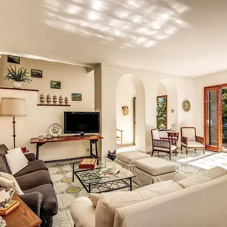 3 Pizzi - Amazing Sea View